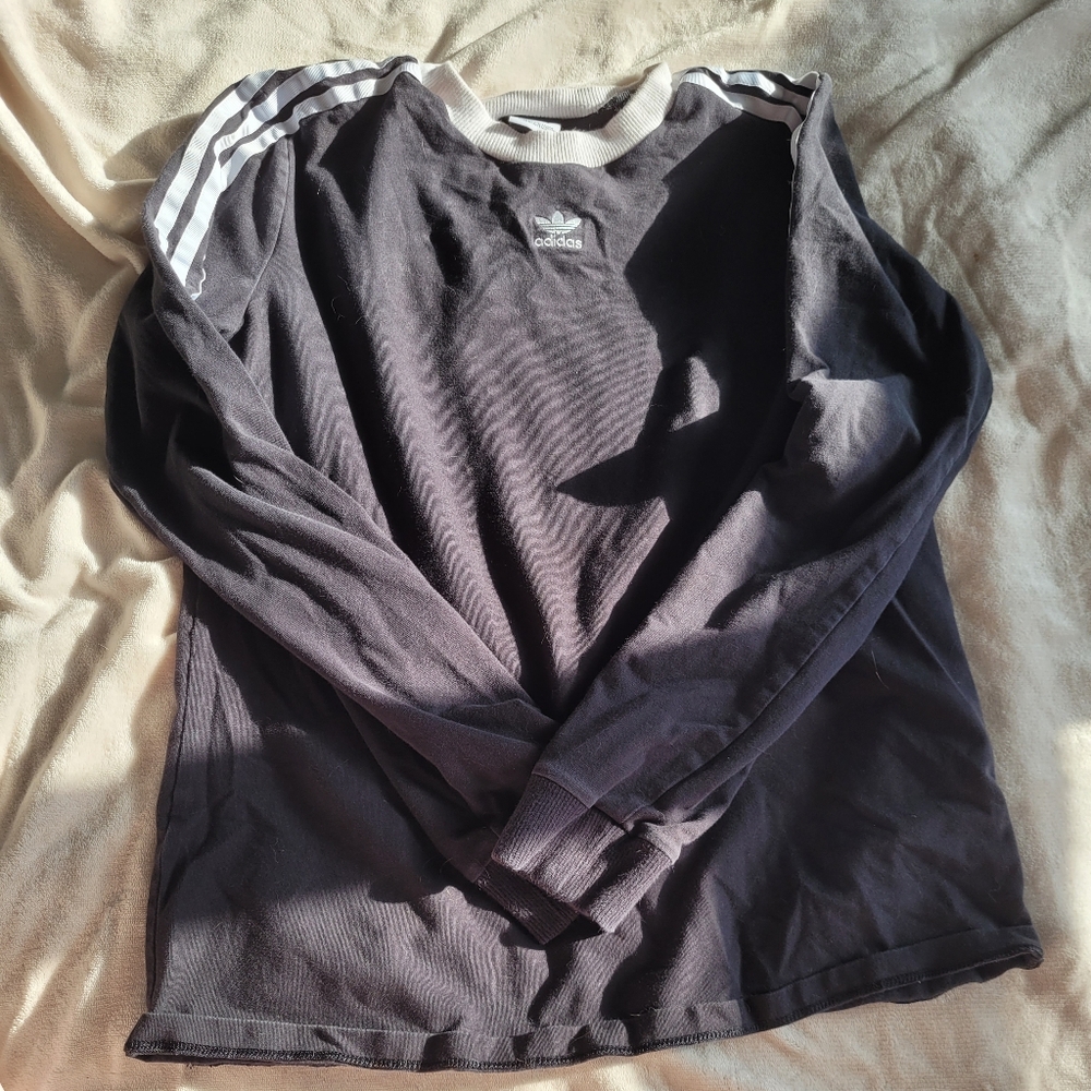 Black Adidas long sleeve size M